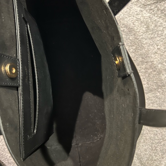 Tom Ford black mini tote with crossbody strap. 100% authentic - Picture 7 of 8